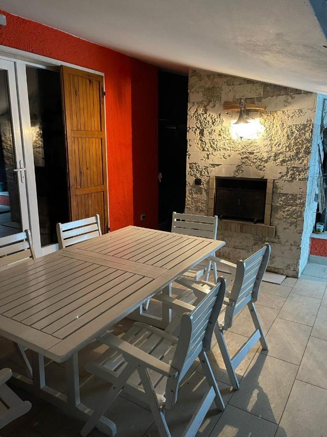 Lovely Villa Elena - Garda Lake Бардолино Экстерьер фото
